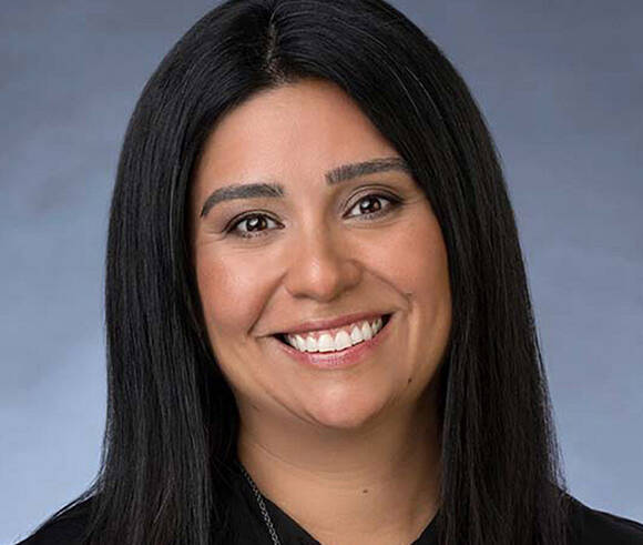 Dr. Patricia Brieva Image